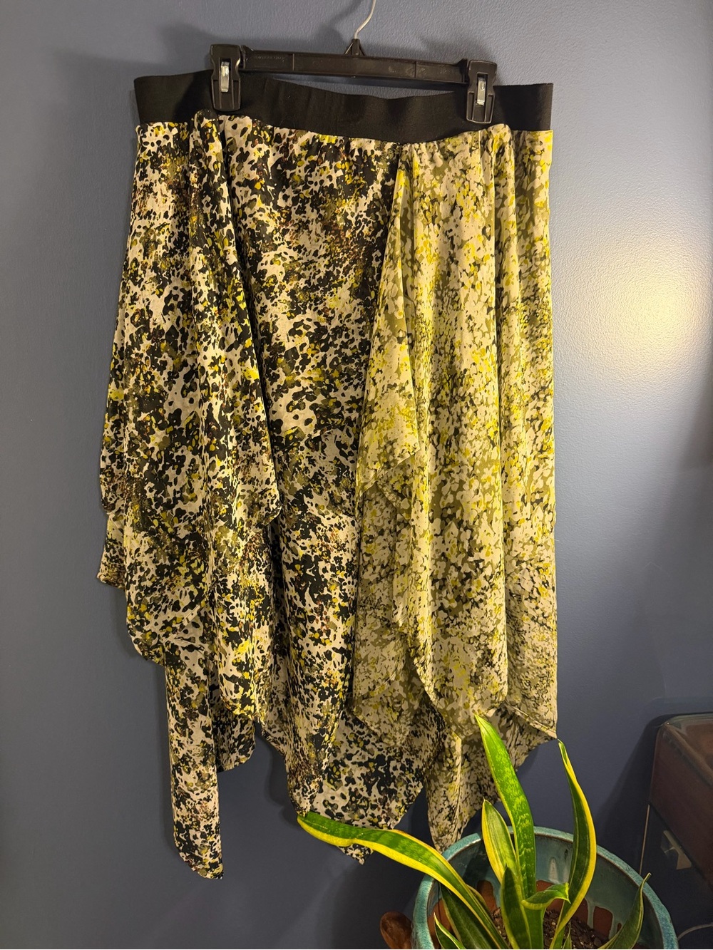 Lane Bryant Yellow, Black and Cream Asymmetrical Handkerchief Hem Skirt size 18